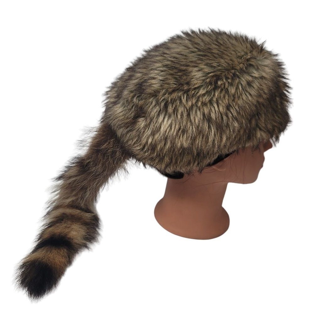 Drummond Island, Michigan Souvenir Faux (?) Fur Raccoon Coon Tail Child's Hat